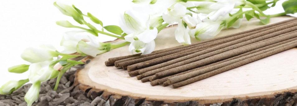 Immerse Yourself in Enchanting Scents: A Guide to Incense Sticks - Kahhak Shop